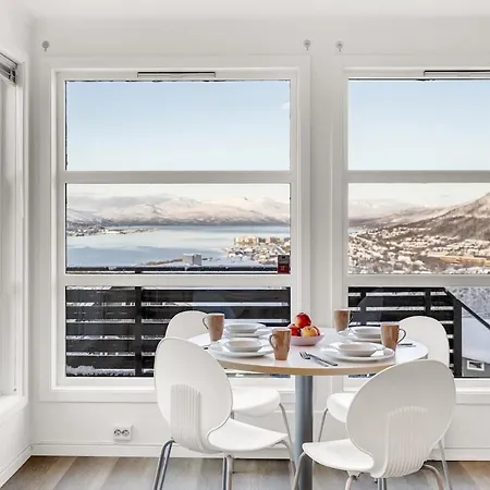 Apartman Bridge & Cathedral View L By Fjellheisen